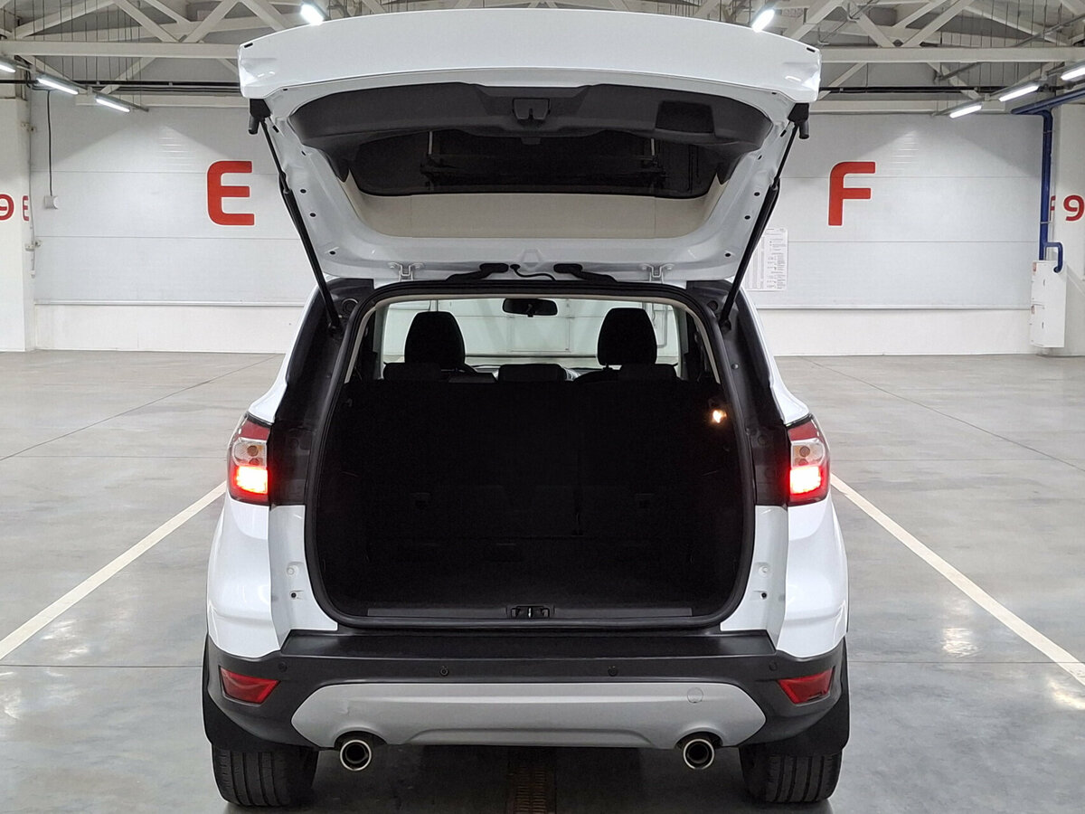 Ford Kuga б/у, 2018, Автоматическая. Фото: #9