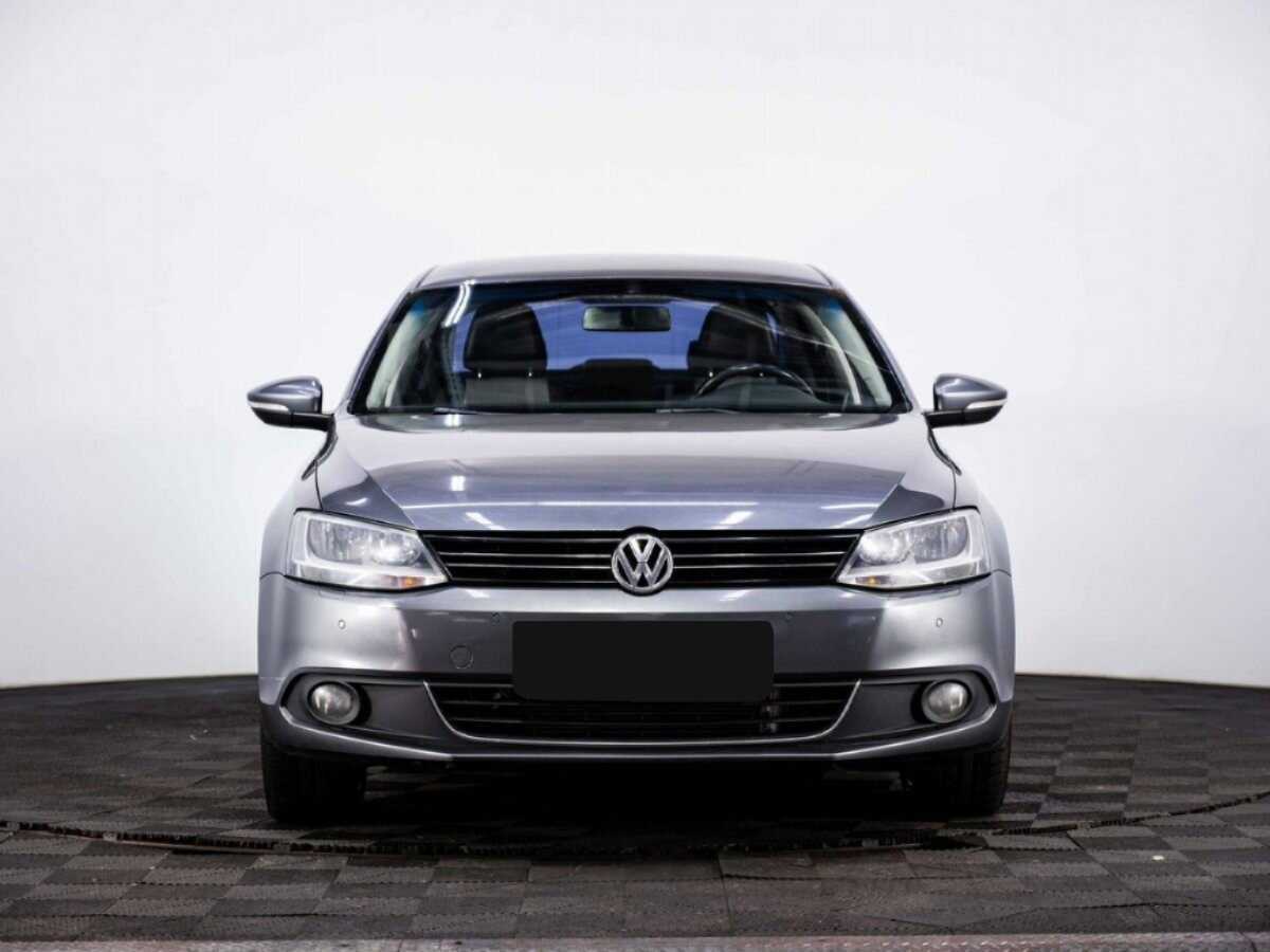 Volkswagen Jetta б/у, 2012, Роботизированная. Фото: #1