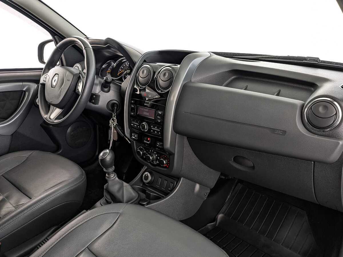 Renault Duster б/у, 2018, Механическая. Фото: #12