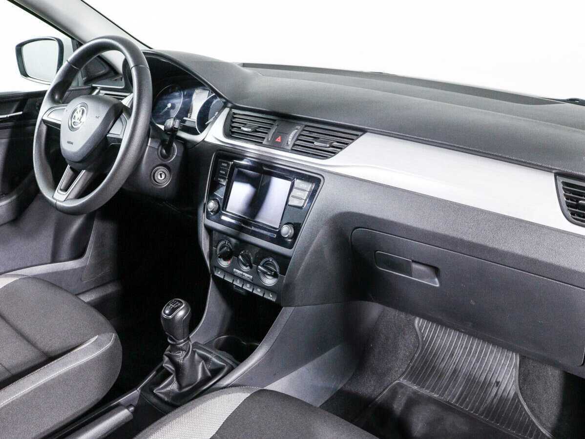 Skoda Rapid б/у, 2019, Механическая. Фото: #6