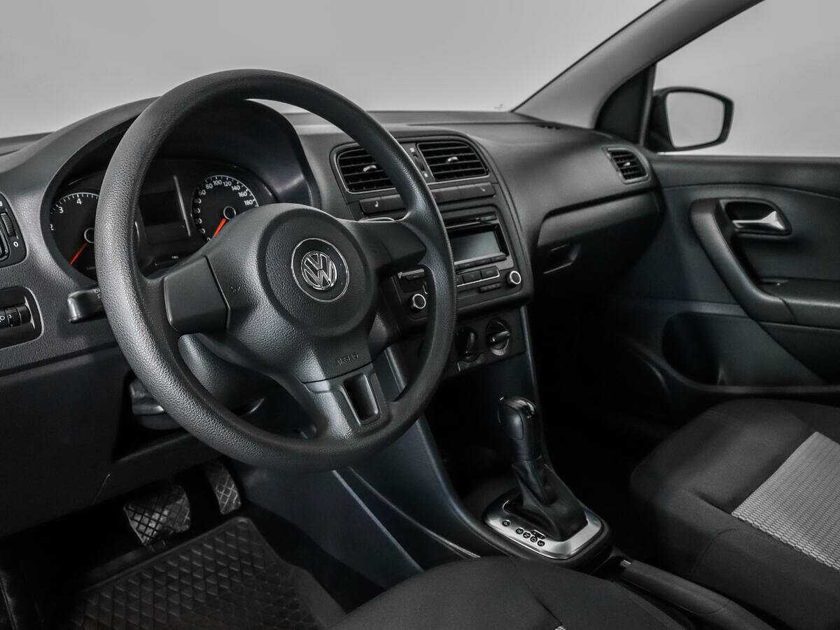 Volkswagen Polo б/у, 2012, Автоматическая. Фото: #8