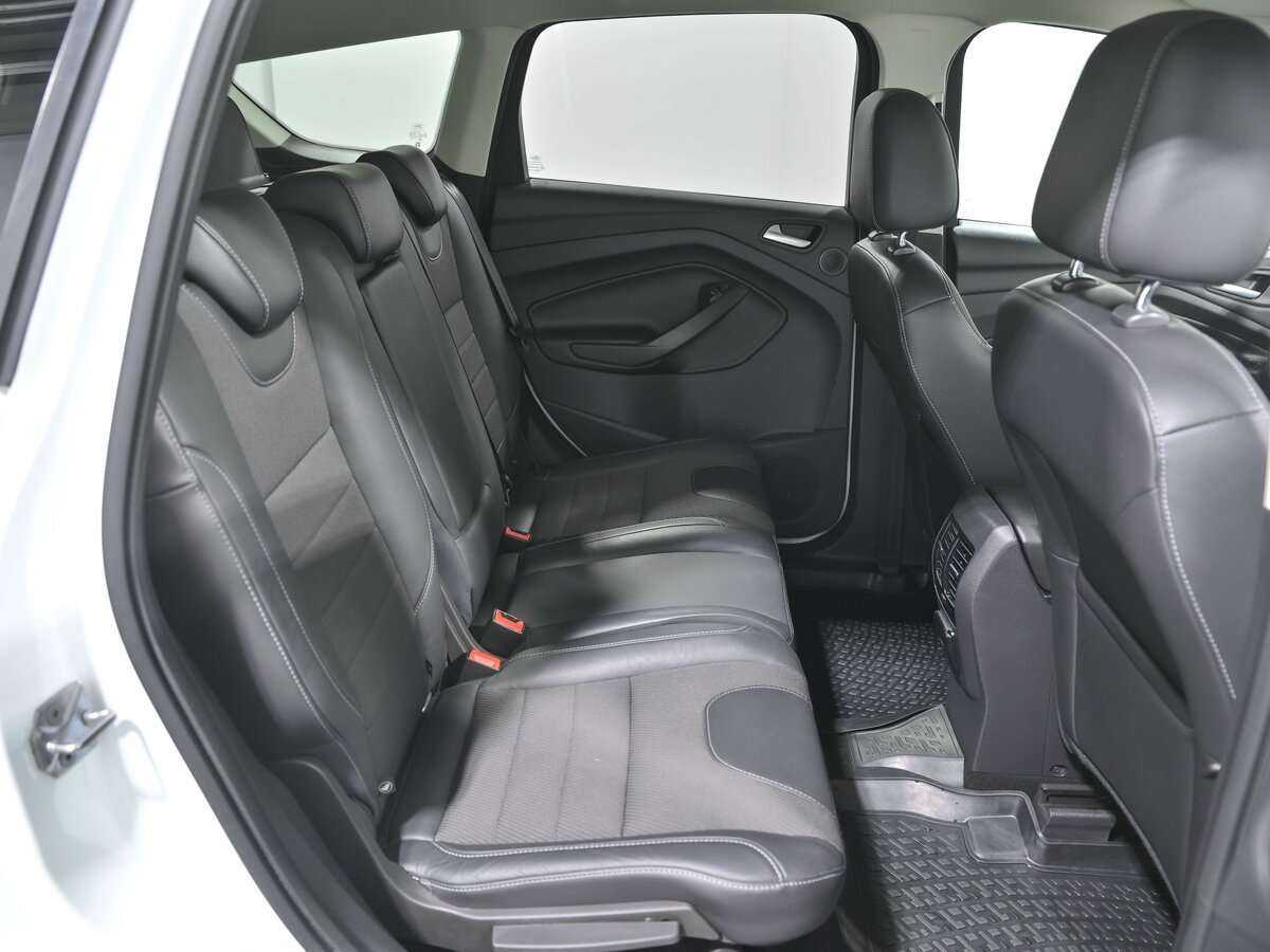 Ford Kuga б/у, 2016, Автоматическая. Фото: #15