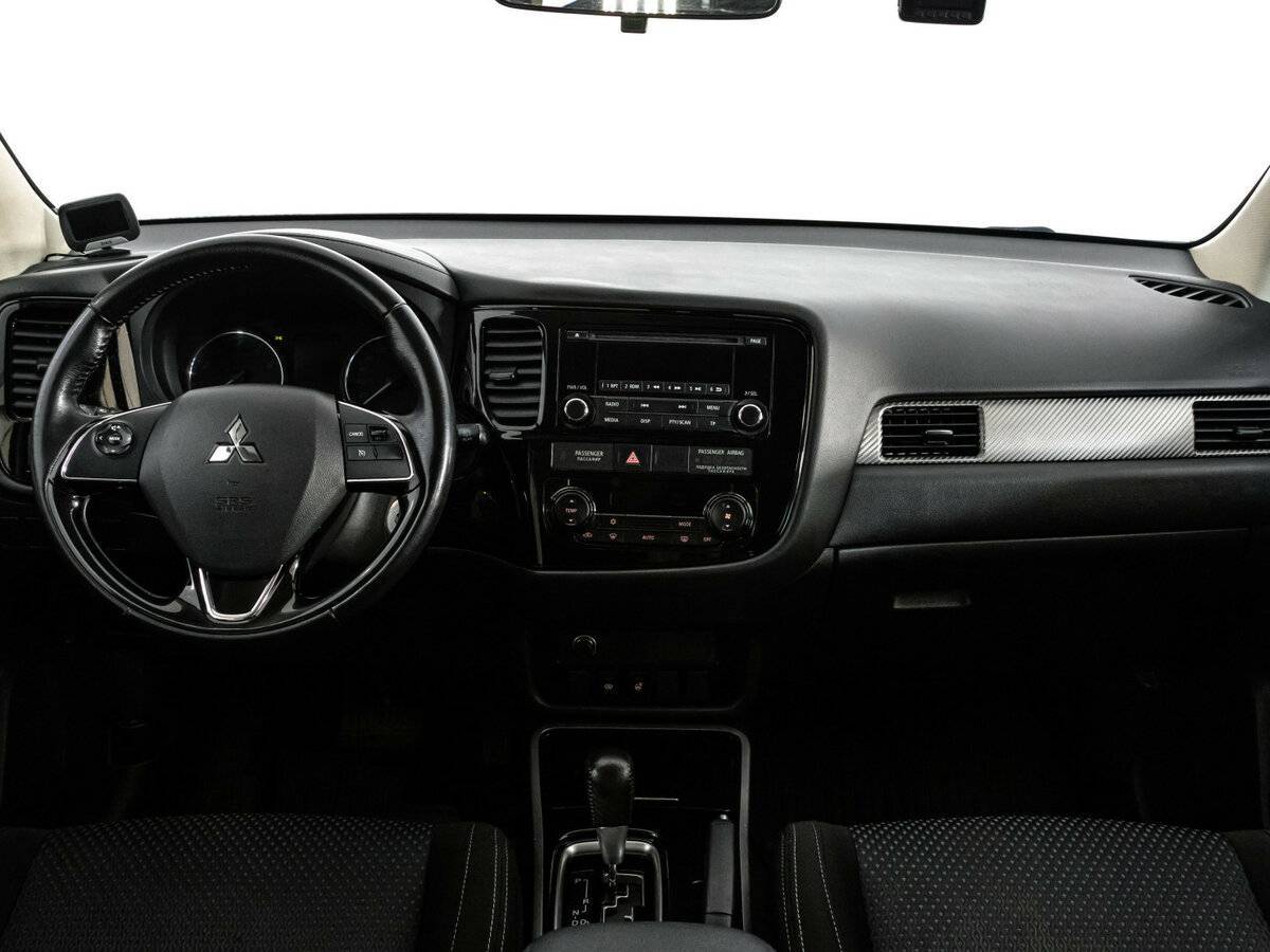 Mitsubishi Outlander б/у, 2018, Вариатор. Фото: #9