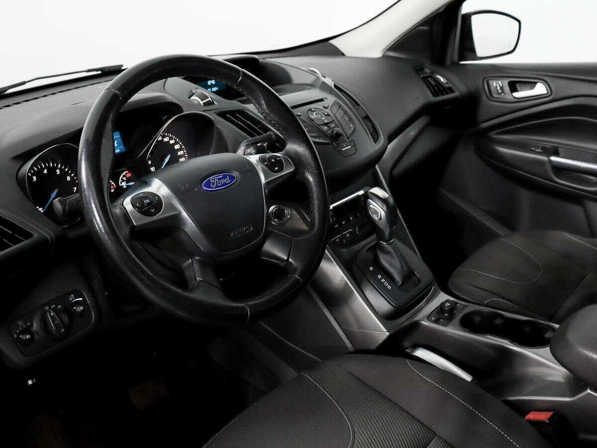 Ford Kuga б/у, 2015, Автоматическая. Фото: #6