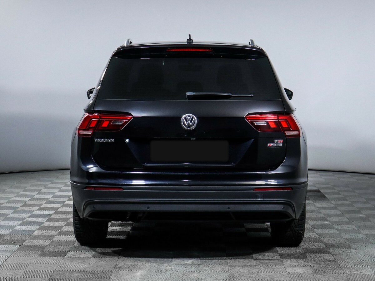 Volkswagen Tiguan б/у, 2018, Роботизированная. Фото: #4