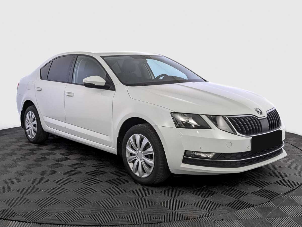 Skoda Octavia б/у, 2018, Роботизированная. Фото: #2