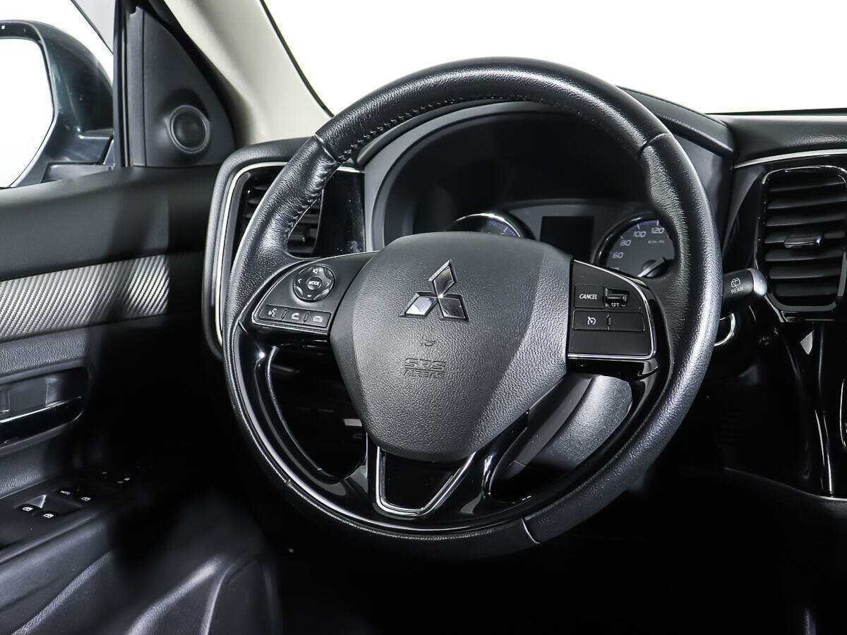 Mitsubishi Outlander б/у, 2018, Вариатор. Фото: #13