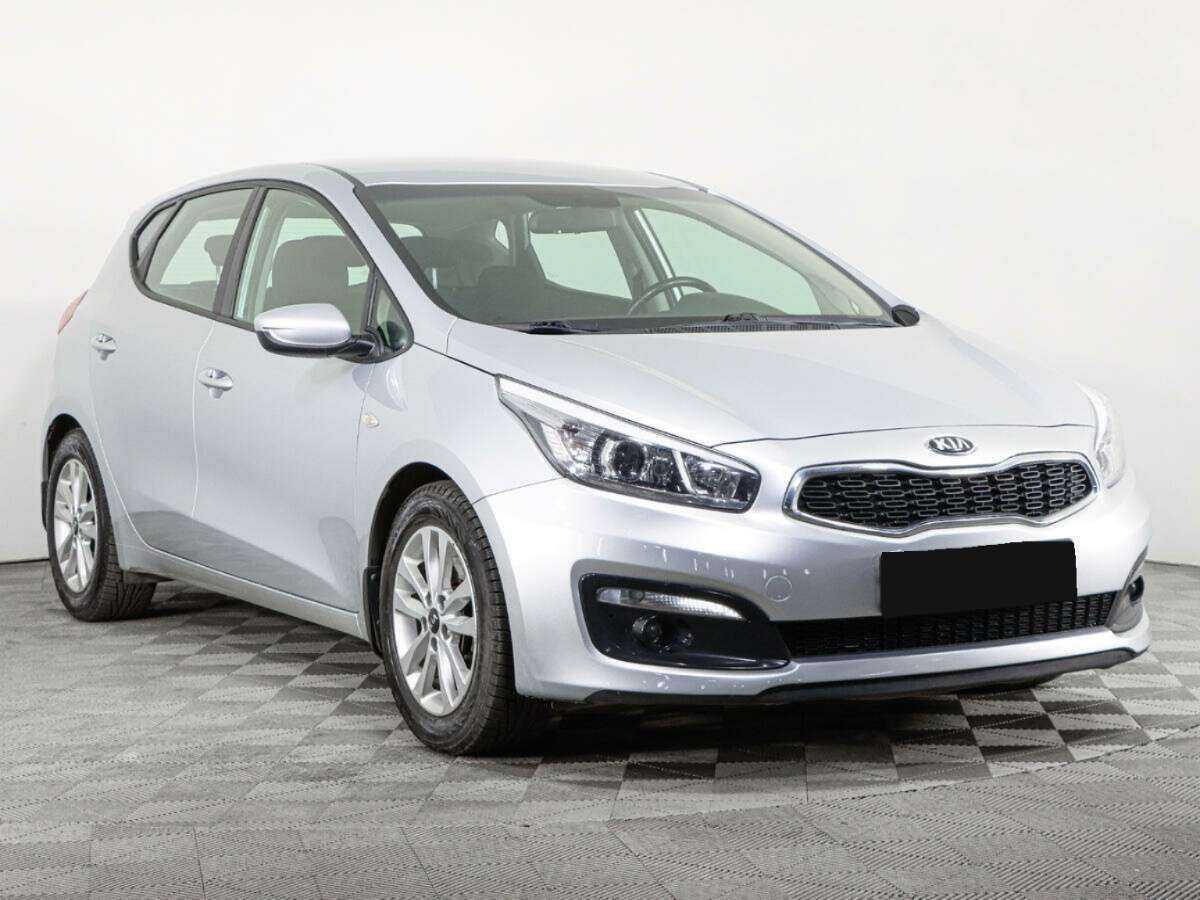 Kia Ceed б/у, 2017, Автоматическая. Фото: #2