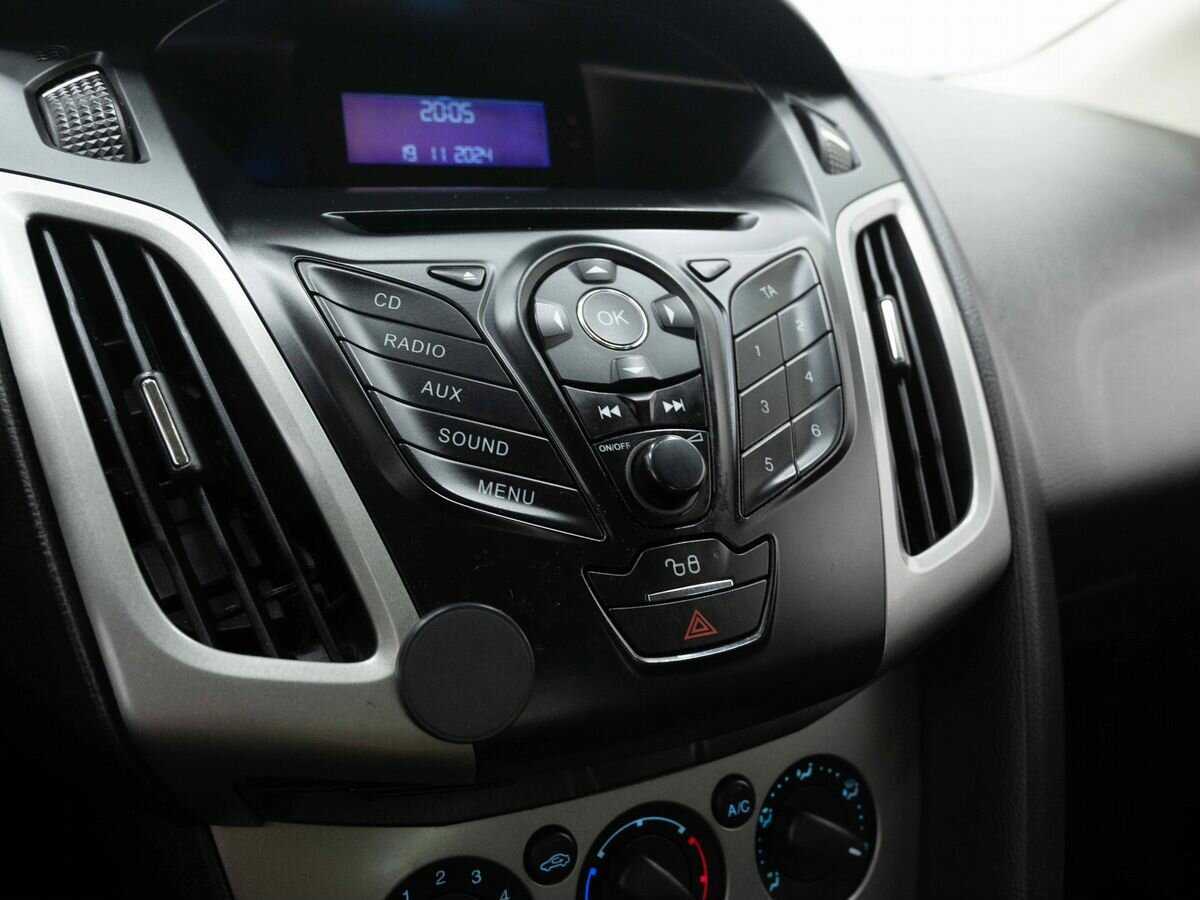 Ford Focus б/у, 2012, Механическая. Фото: #19