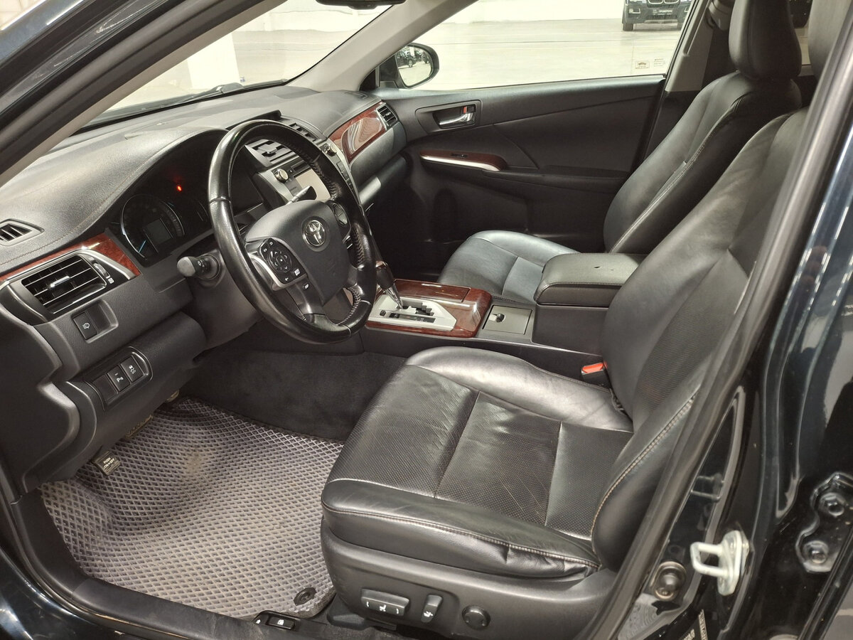 Toyota Camry б/у, 2014, Автоматическая. Фото: #10