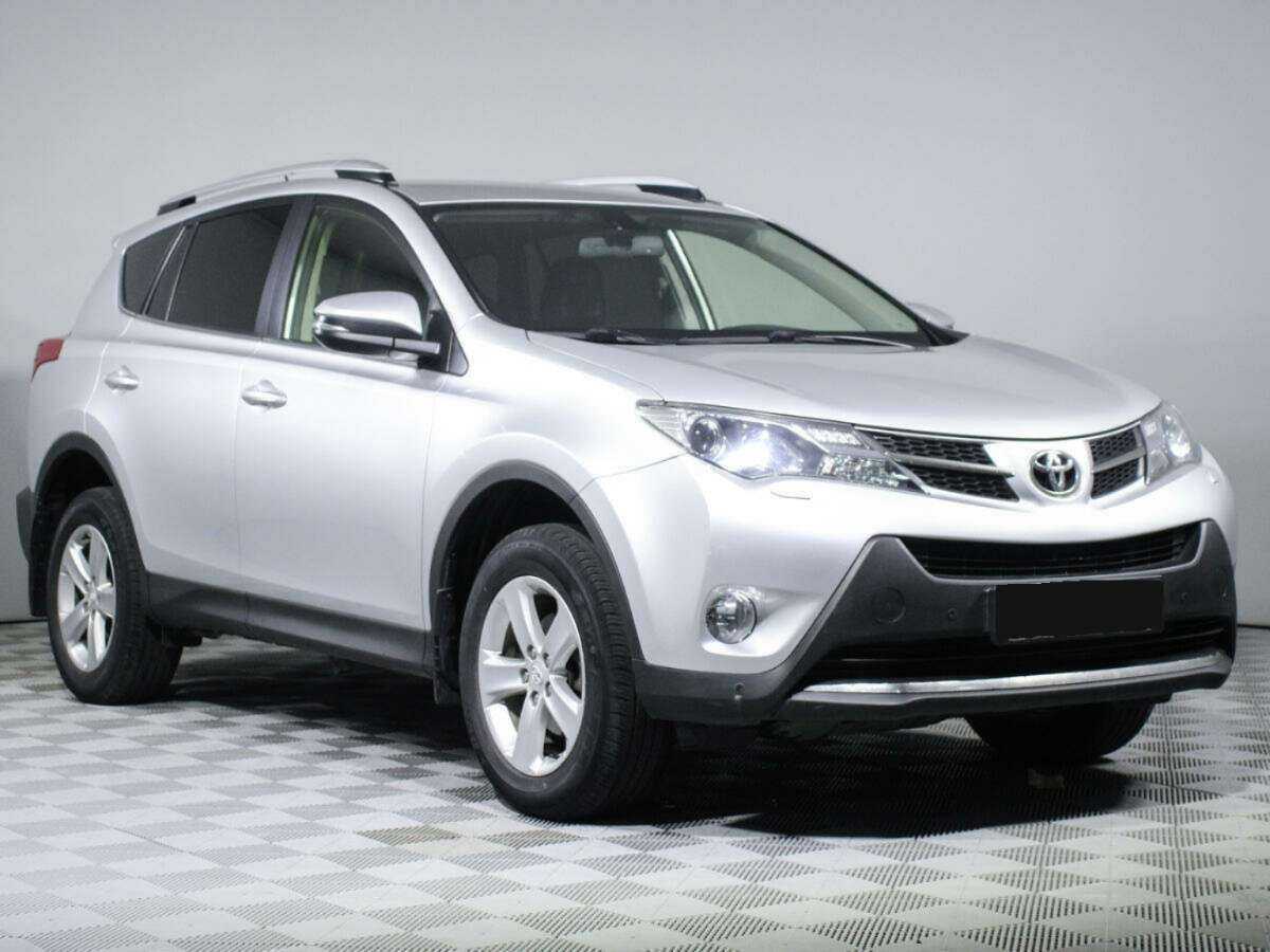 Toyota RAV4 б/у, 2014, Автоматическая. Фото: #2