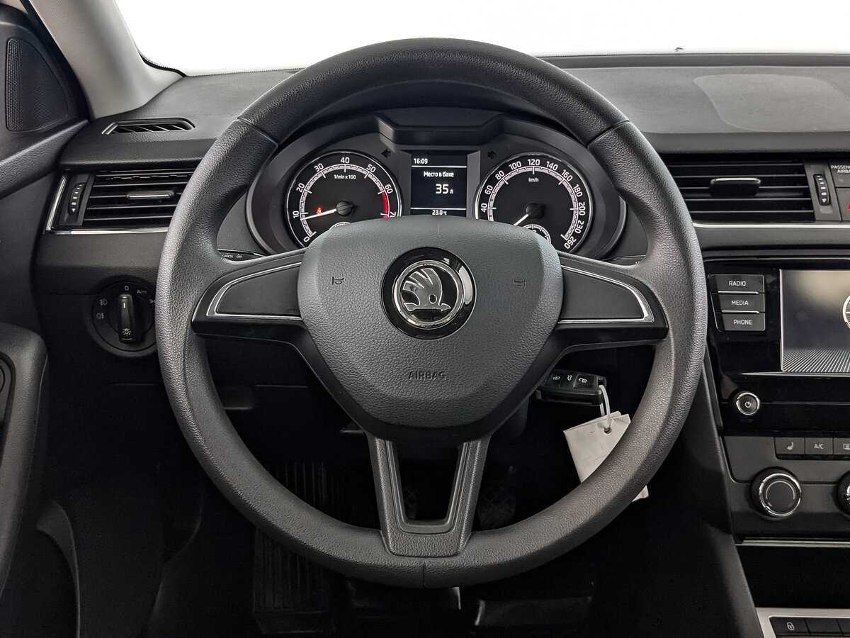 Skoda Octavia б/у, 2019, Механическая. Фото: #20