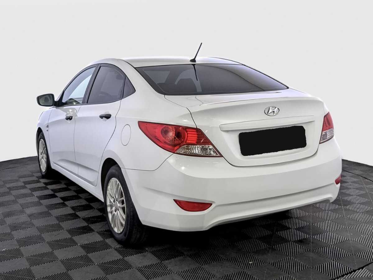 Hyundai Solaris б/у, 2014, Механическая. Фото: #6