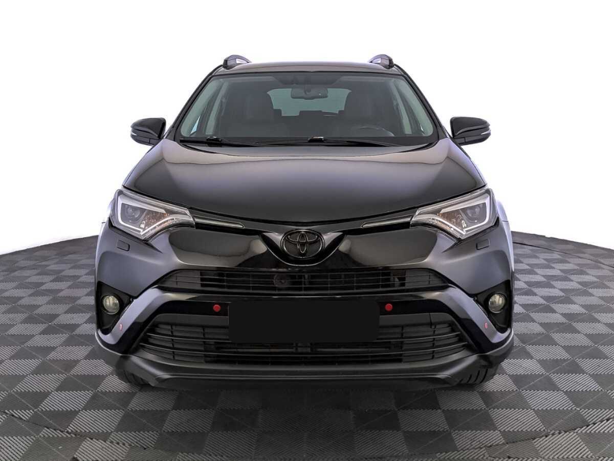 Toyota RAV4 б/у, 2017, Автоматическая. Фото: #1