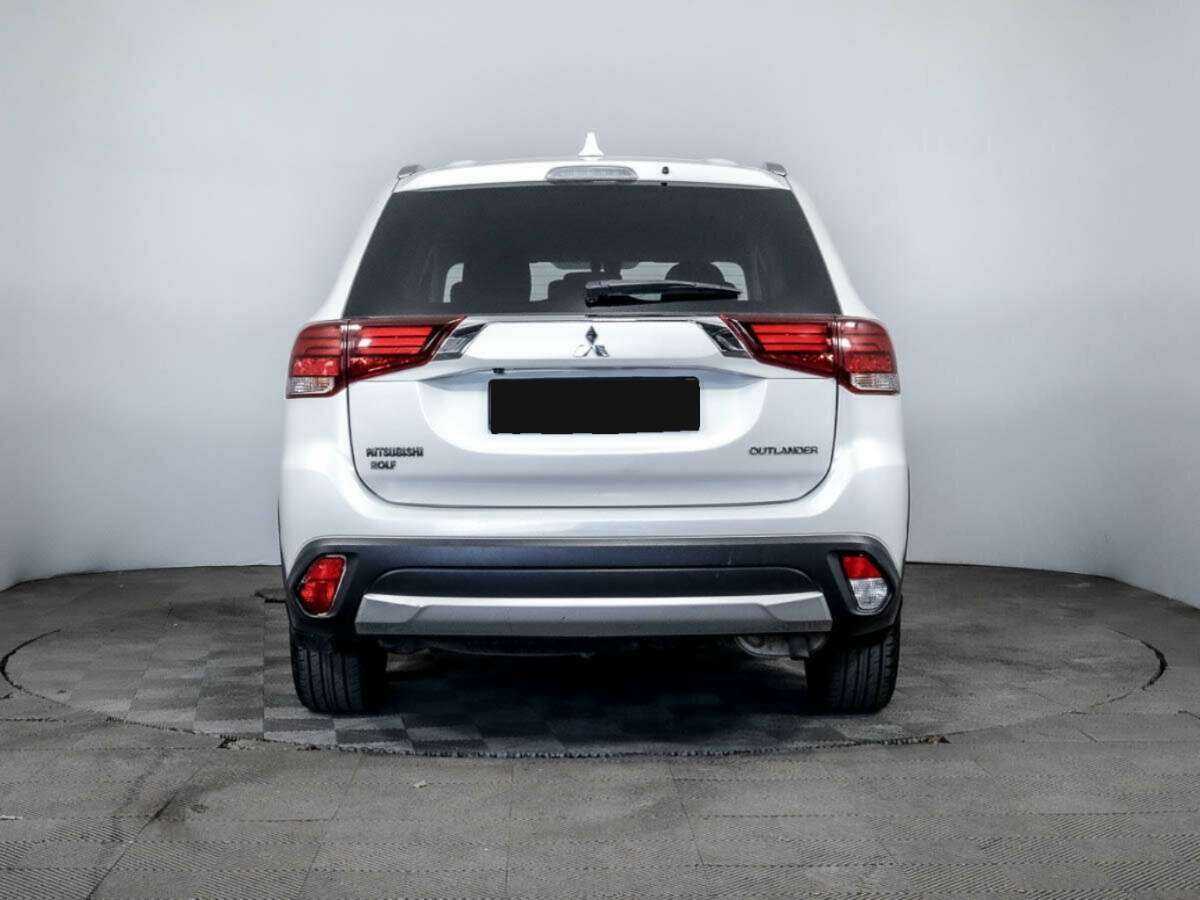 Mitsubishi Outlander б/у, 2018, Вариатор. Фото: #4