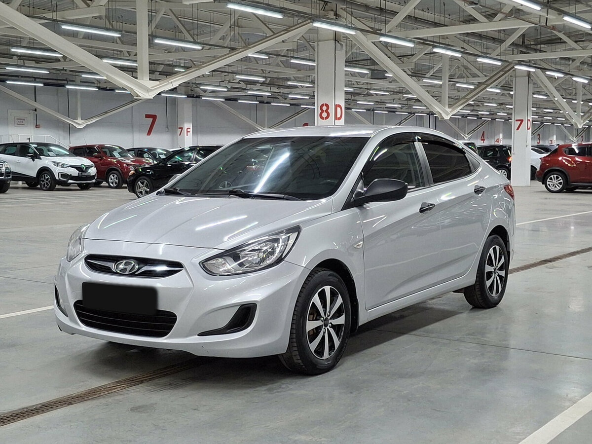 Hyundai Solaris б/у, 2014, Механическая. Посмотреть фото