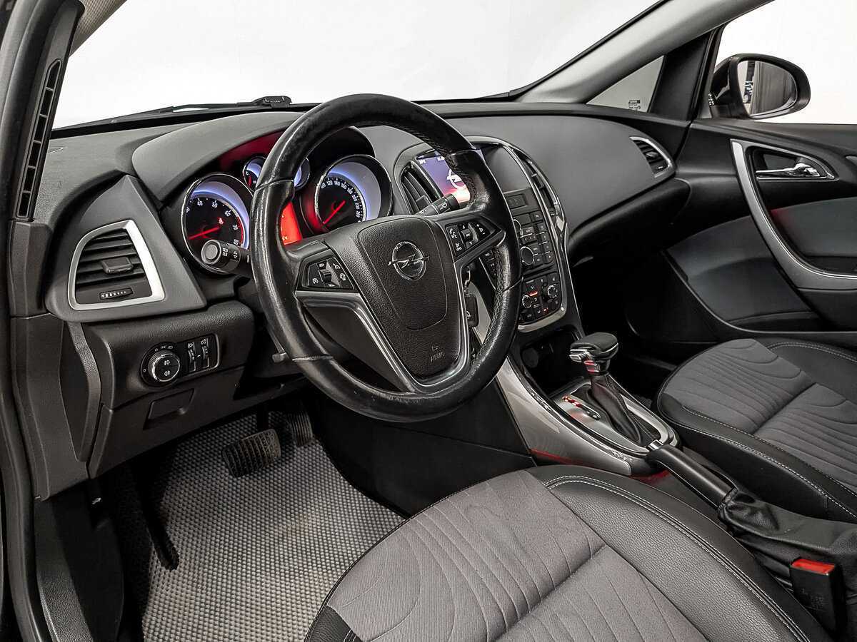 Opel Astra б/у, 2014, Автоматическая. Фото: #12
