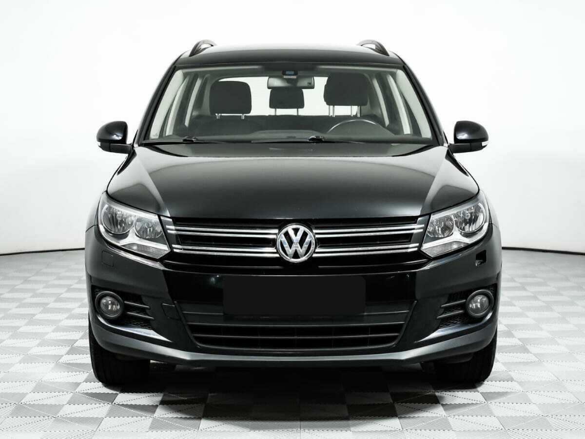 Volkswagen Tiguan б/у, 2012, Роботизированная. Фото: #1