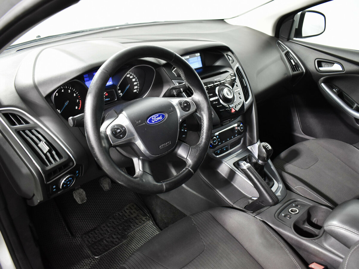 Ford Focus б/у, 2012, Механическая. Фото: #9