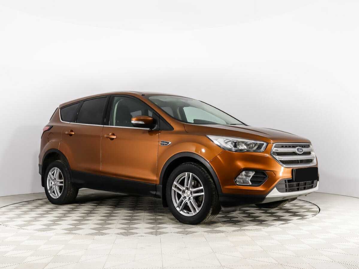 Ford Kuga б/у, 2017, Автоматическая. Фото: #2