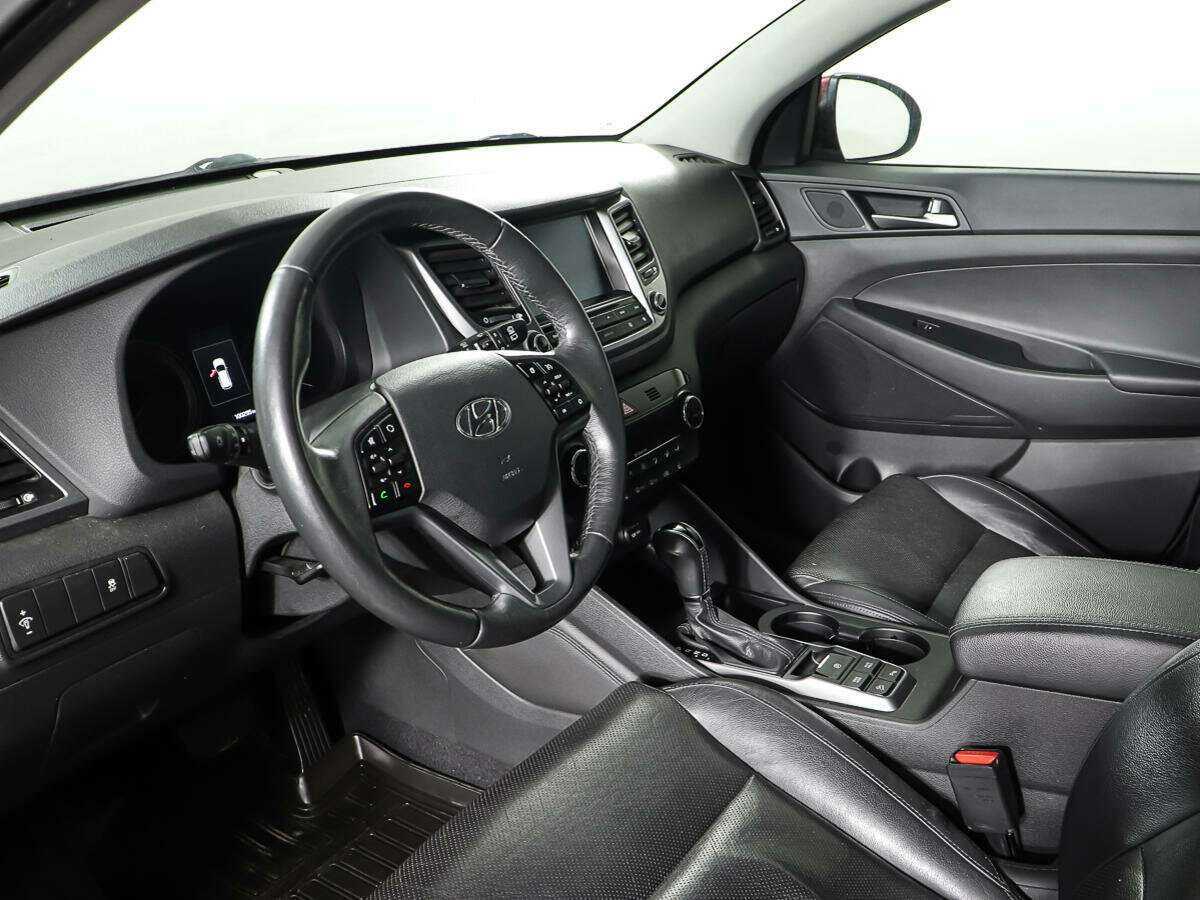 Hyundai Tucson б/у, 2016, Автоматическая. Фото: #12