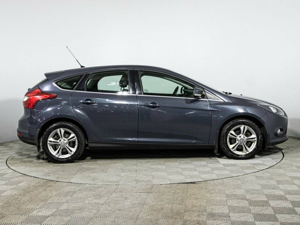 Ford Focus б/у, 2013, Механическая. Фото: #3