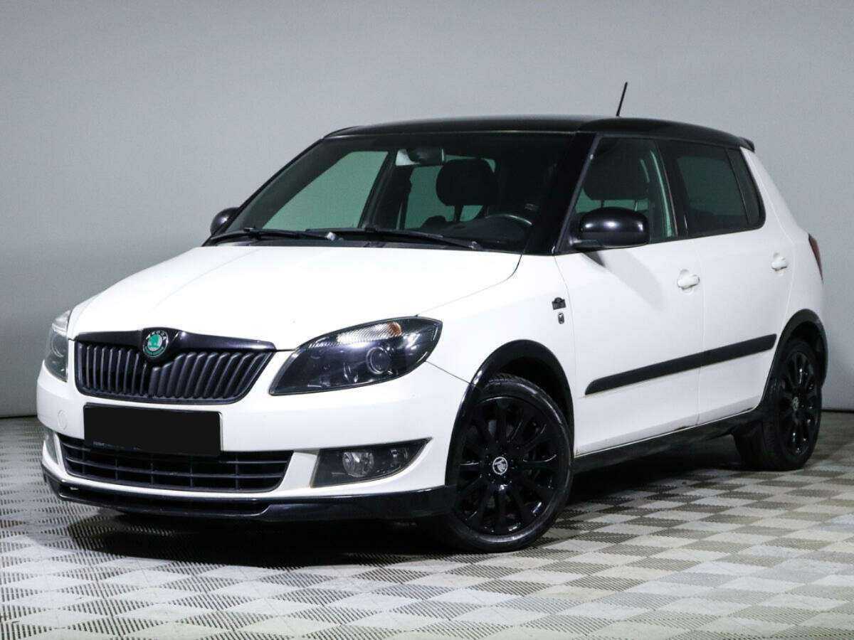 Skoda Fabia б/у, 2012, Роботизированная. Фото: #0