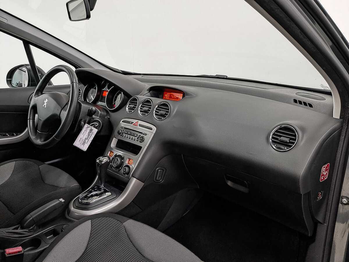 Peugeot 308 б/у, 2012, Автоматическая. Фото: #10
