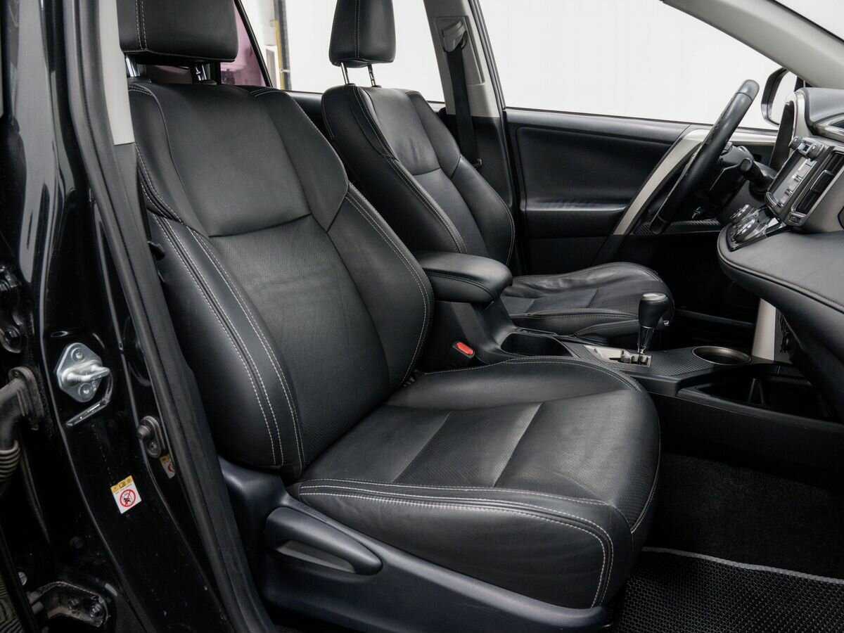 Toyota RAV4 б/у, 2014, Автоматическая. Фото: #7
