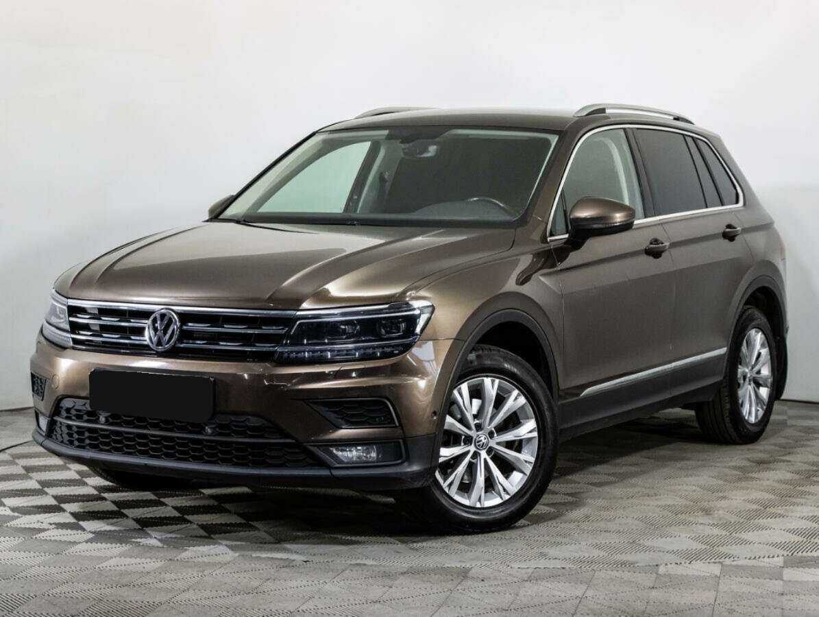 Volkswagen Tiguan б/у, 2017, Роботизированная. Посмотреть фото