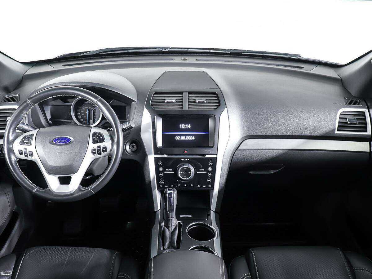 Ford Explorer б/у, 2013, Автоматическая. Фото: #11