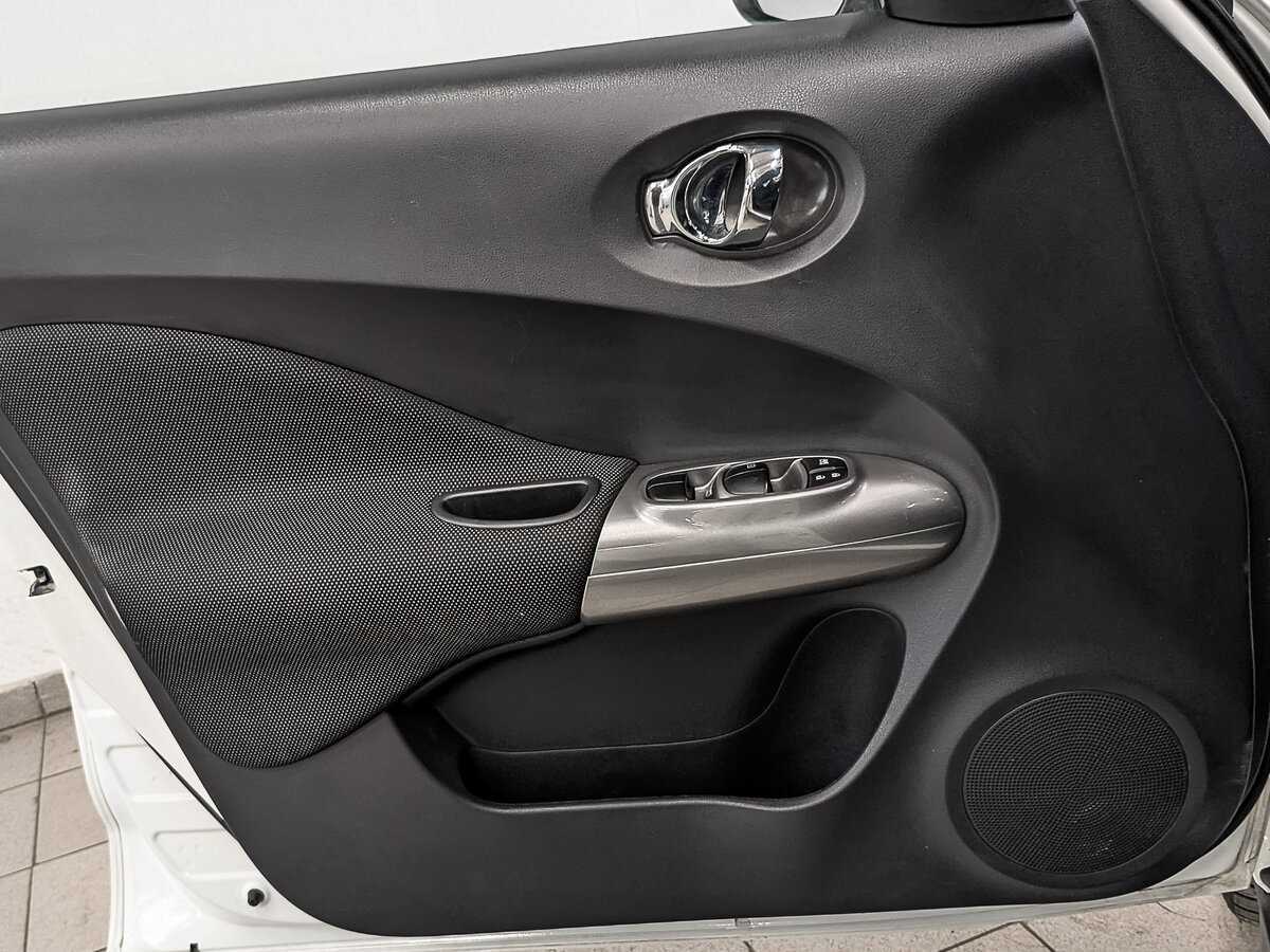 Nissan Juke б/у, 2014, Механическая. Фото: #18
