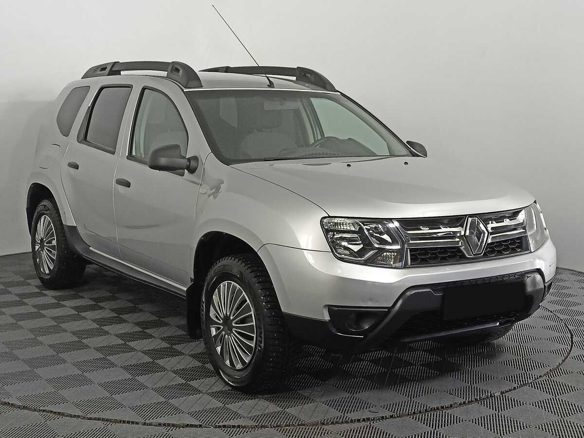 Renault Duster б/у, 2017, Механическая. Фото: #2