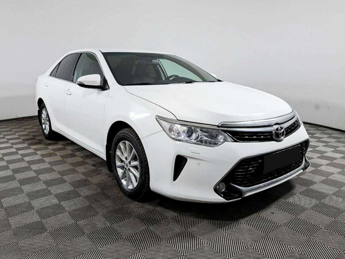 Toyota Camry б/у, 2016, Автоматическая. Фото: #2