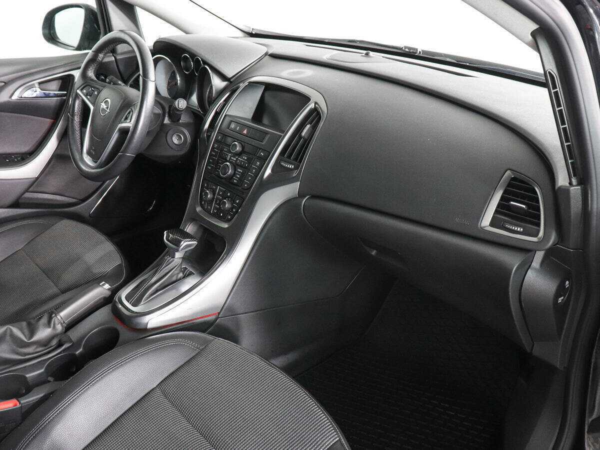Opel Astra б/у, 2012, Автоматическая. Фото: #9