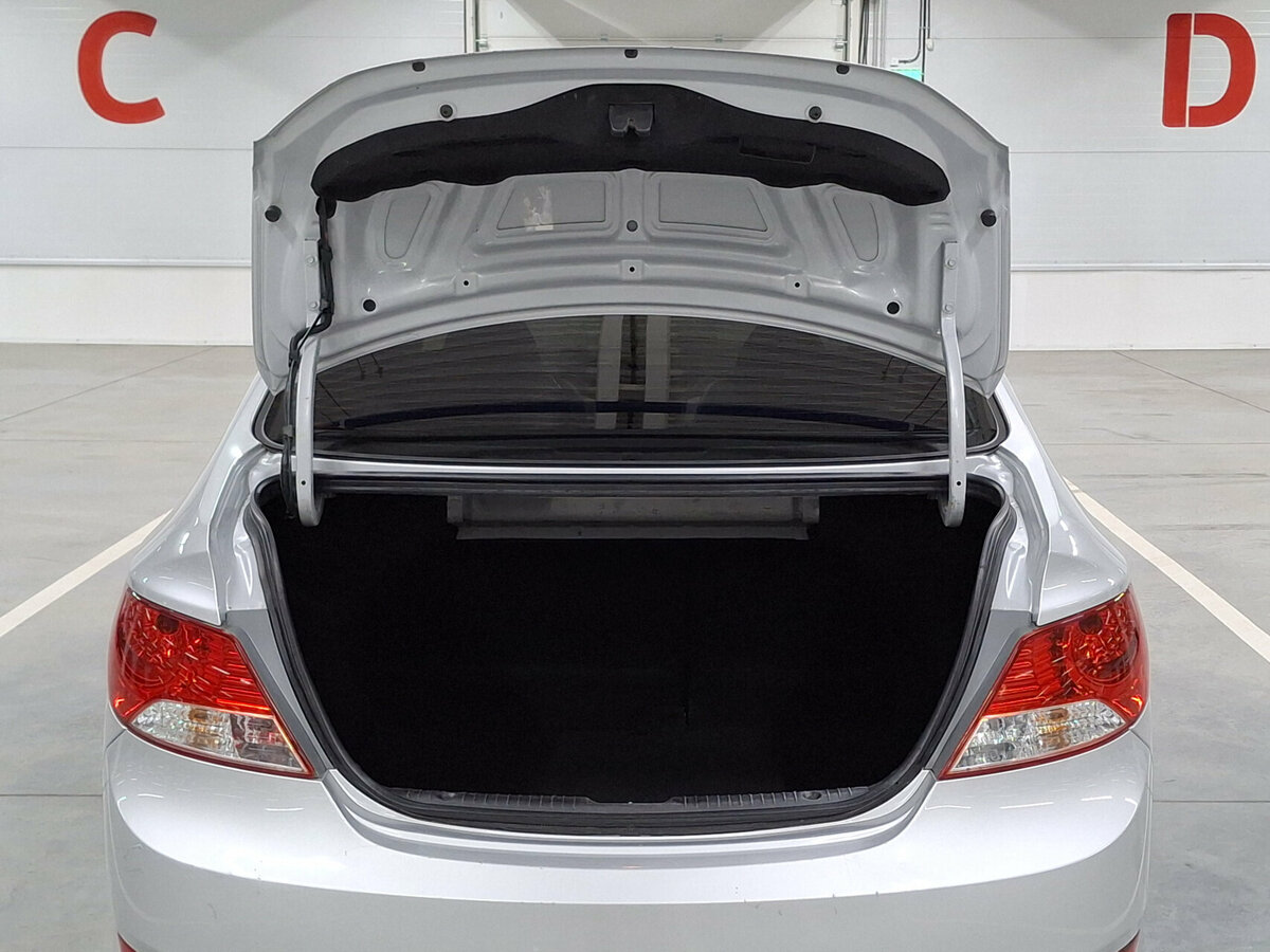 Hyundai Solaris б/у, 2014, Механическая. Фото: #9