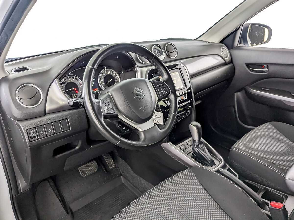 Suzuki Vitara б/у, 2020, Автоматическая. Фото: #13