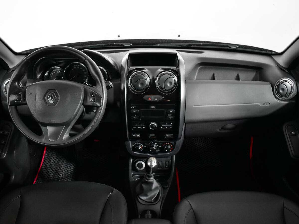 Renault Duster б/у, 2017, Механическая. Фото: #9