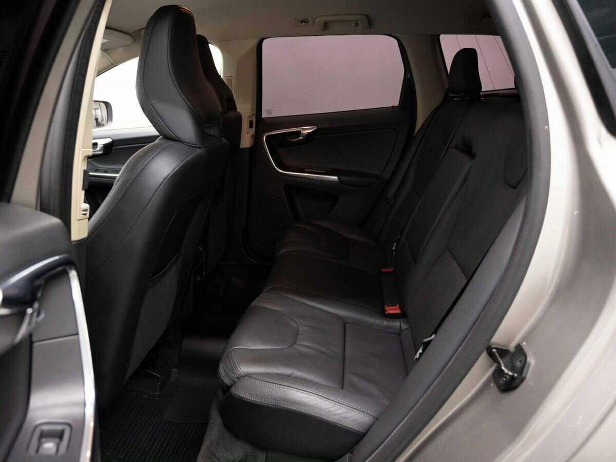 Volvo XC60 б/у, 2012, Автоматическая. Фото: #8