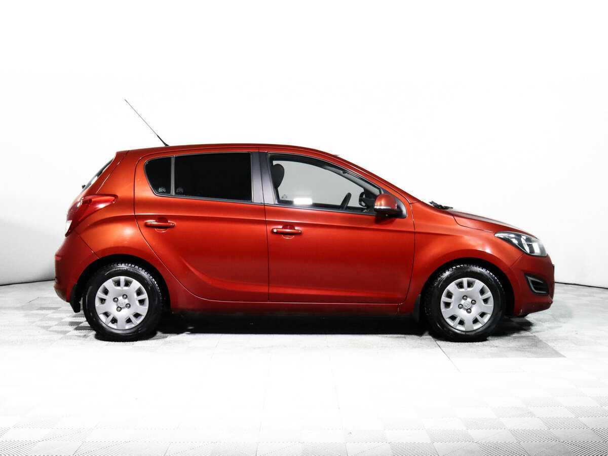 Hyundai i20 б/у, 2012, Автоматическая. Фото: #3