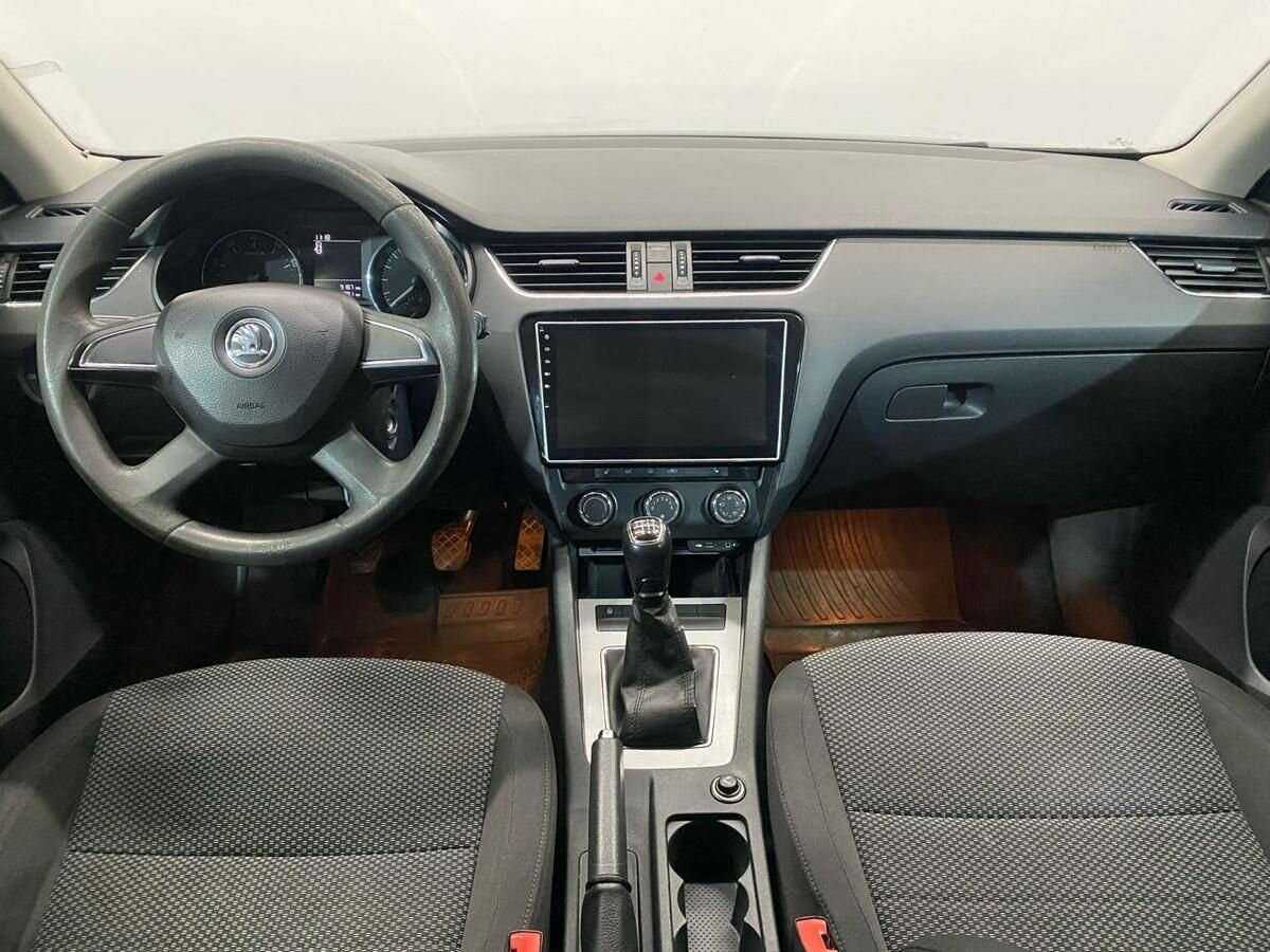 Skoda Octavia б/у, 2013, Механическая. Фото: #8