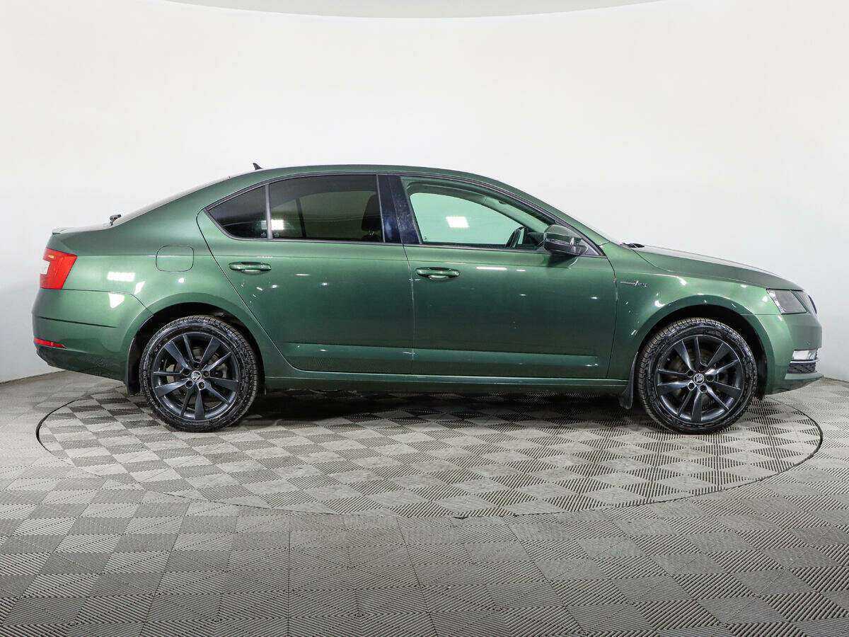 Skoda Octavia б/у, 2019, Роботизированная. Фото: #3