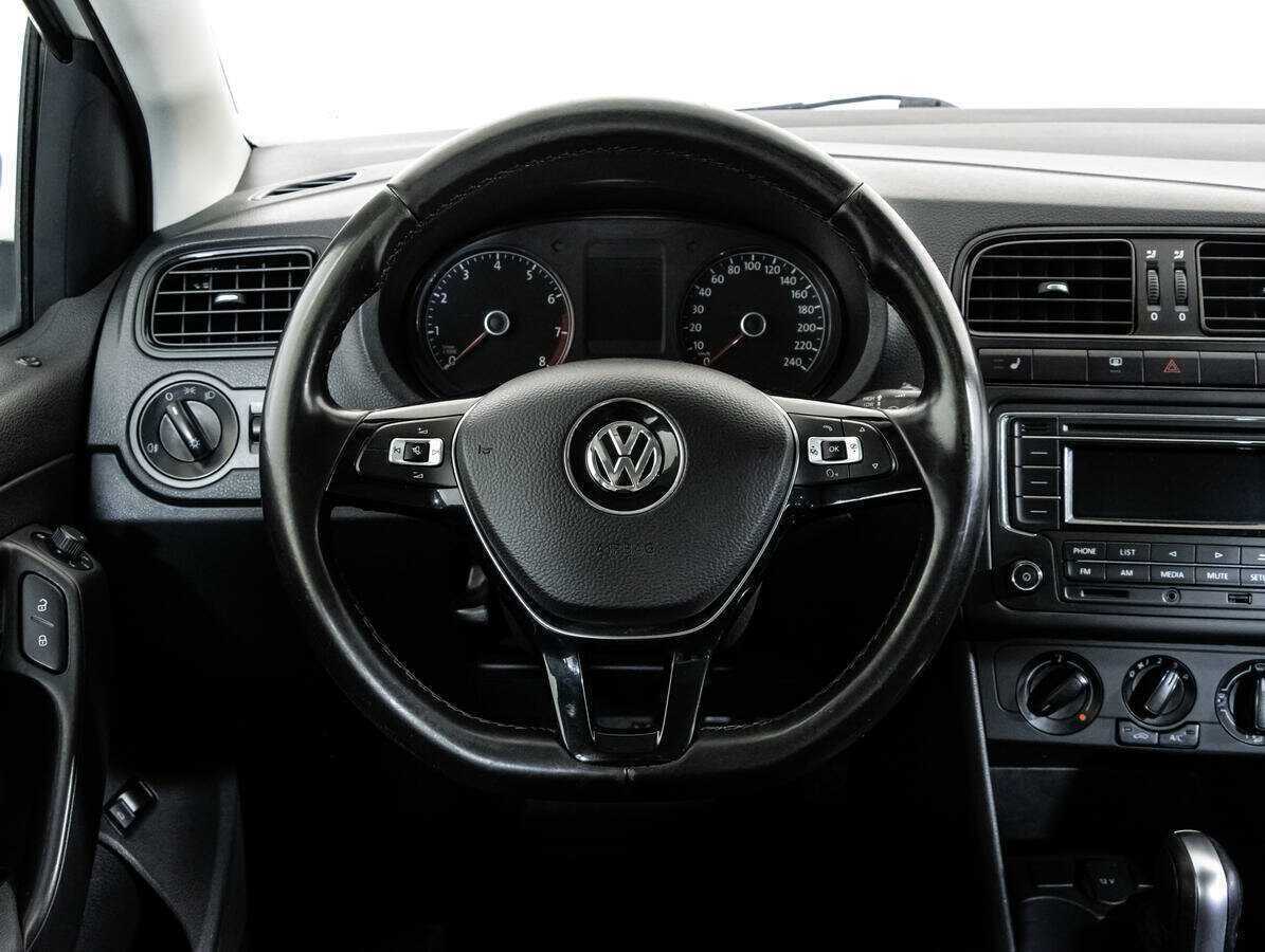 Volkswagen Polo б/у, 2020, Автоматическая. Фото: #11