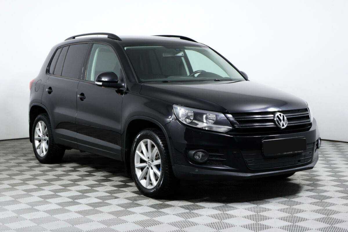Volkswagen Tiguan б/у, 2016, Роботизированная. Фото: #2