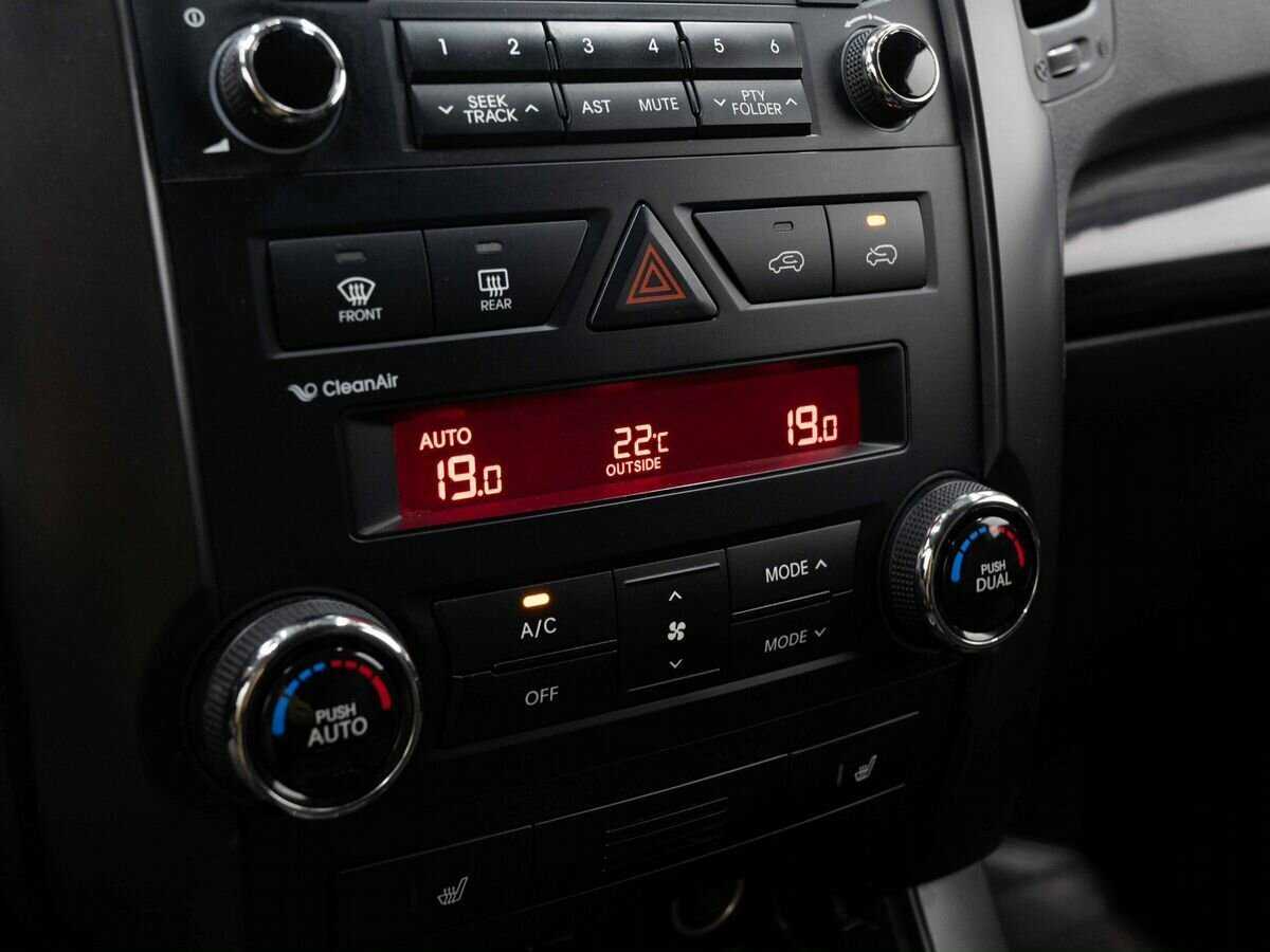 Kia Sorento б/у, 2012, Автоматическая. Фото: #19
