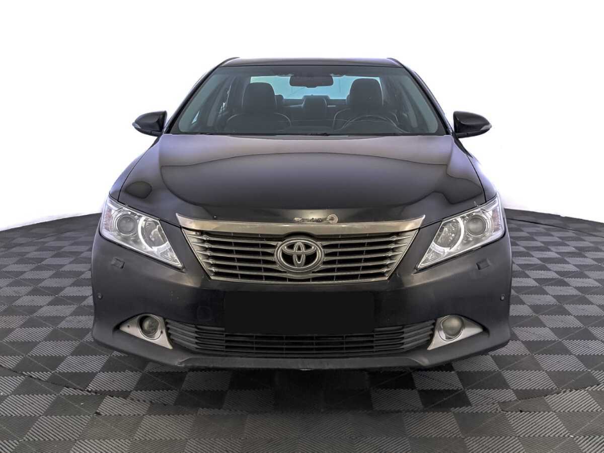Toyota Camry б/у, 2014, Автоматическая. Фото: #1