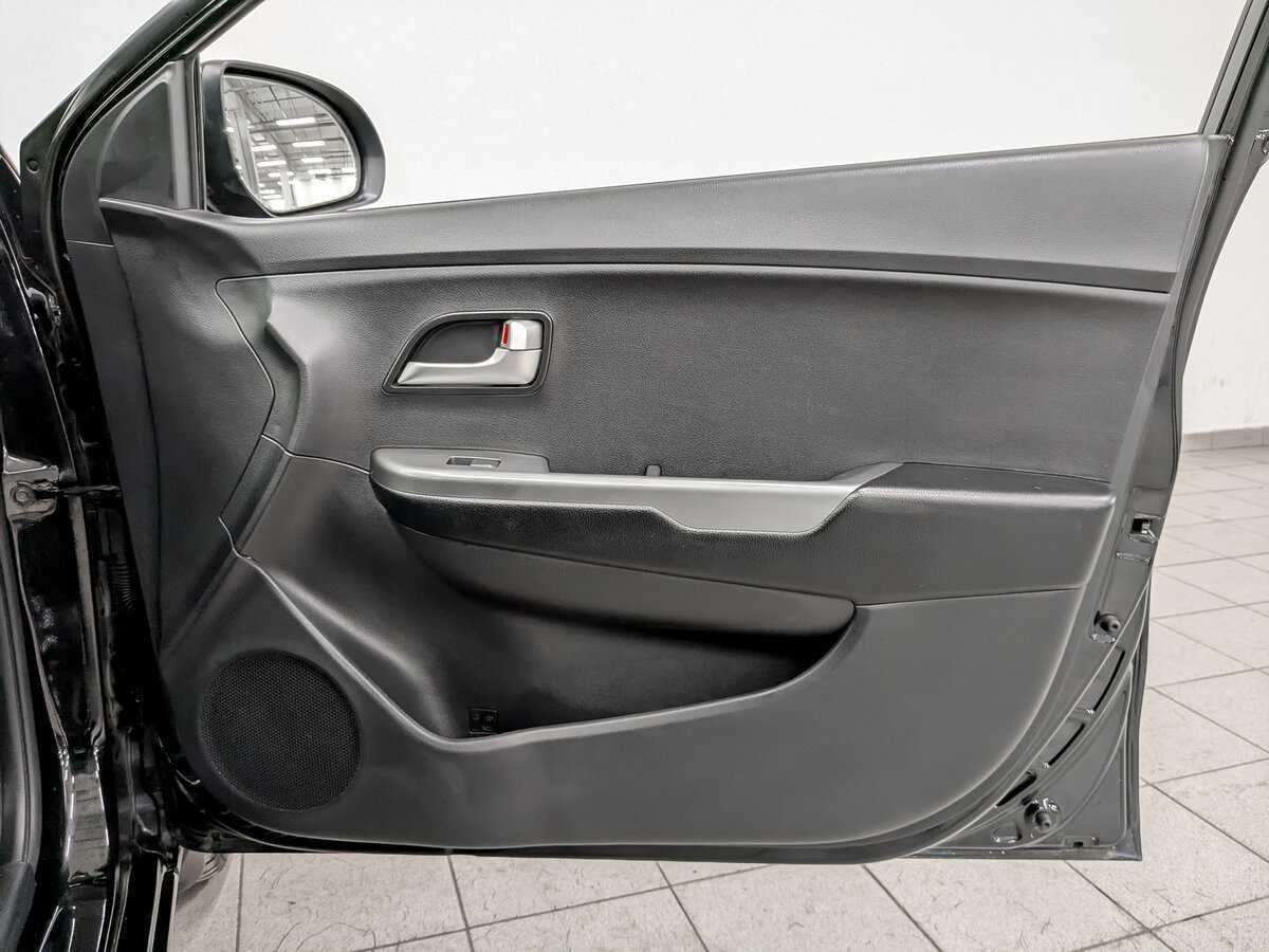 Kia Rio б/у, 2013, Автоматическая. Фото: #21