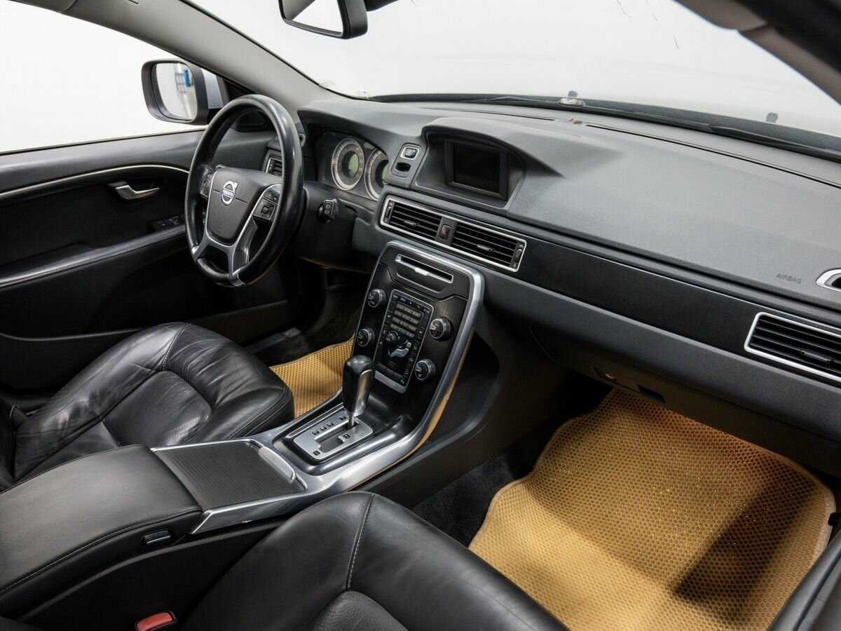 Volvo XC70 б/у, 2012, Автоматическая. Фото: #6