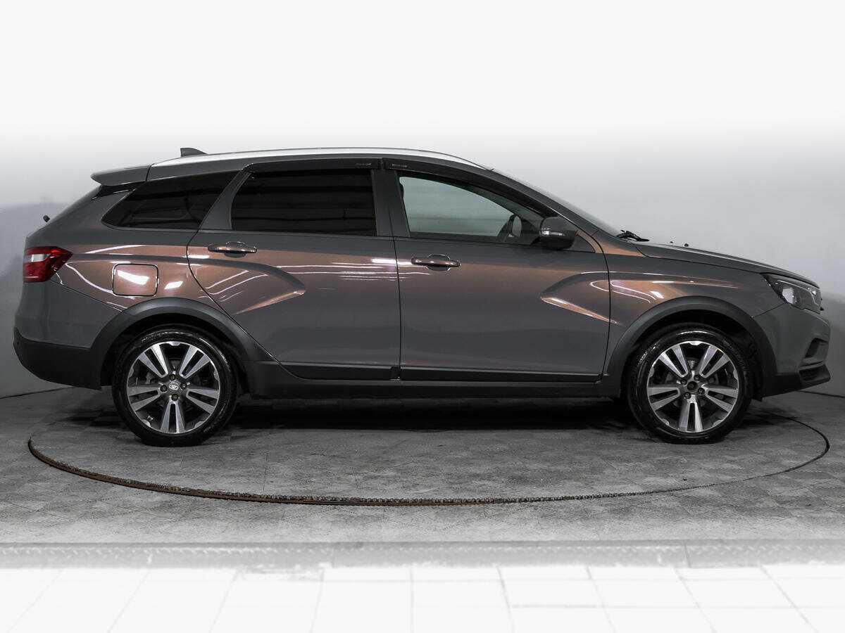 Lada (ВАЗ) Vesta б/у, 2021, Механическая. Фото: #3