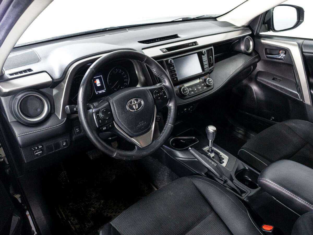 Toyota RAV4 б/у, 2018, Автоматическая. Фото: #10